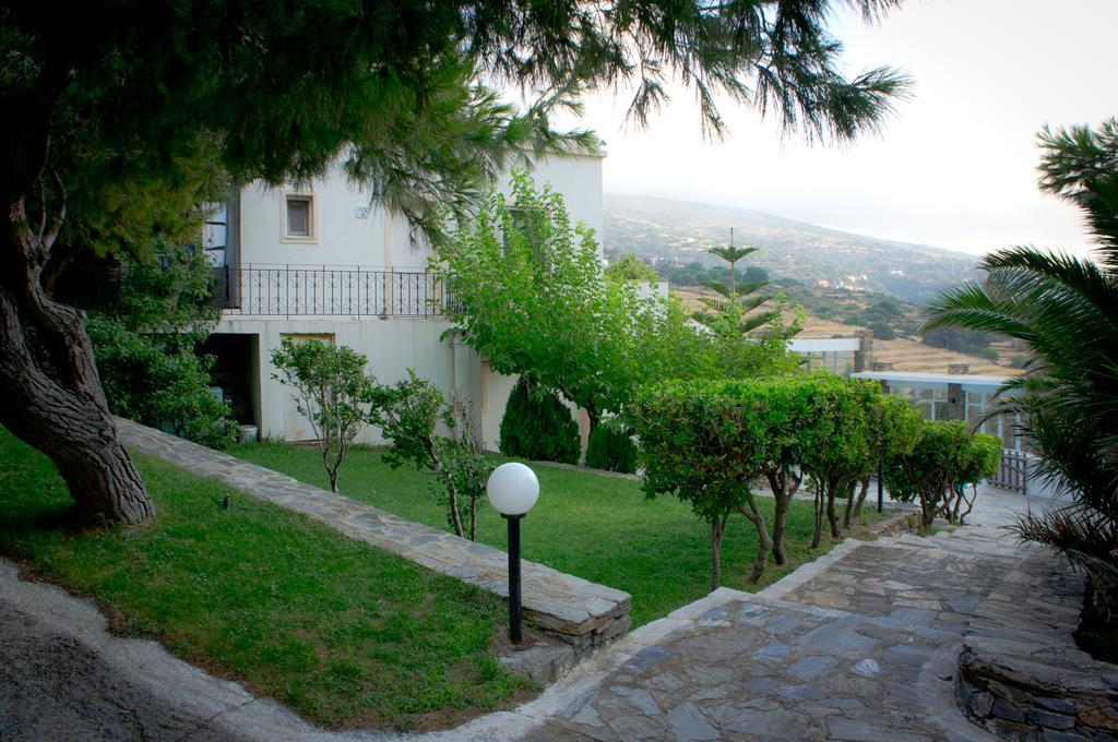 Aiolos Hotel Ménites Extérieur photo