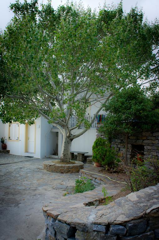 Aiolos Hotel Ménites Extérieur photo