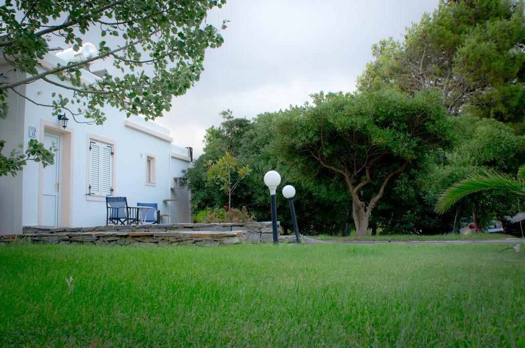 Aiolos Hotel Ménites Extérieur photo