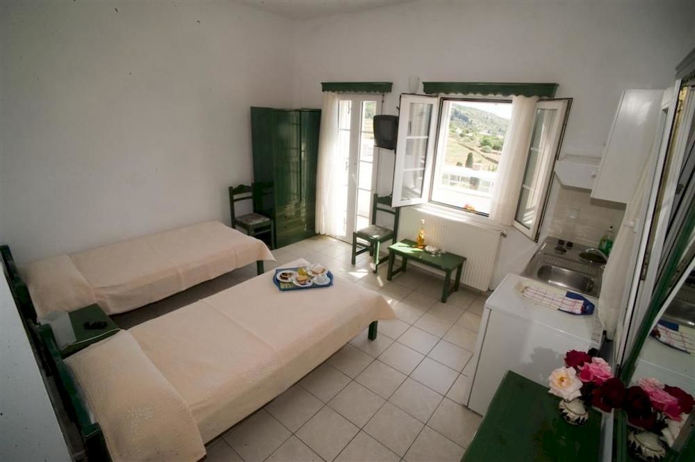 Aiolos Hotel Ménites Extérieur photo